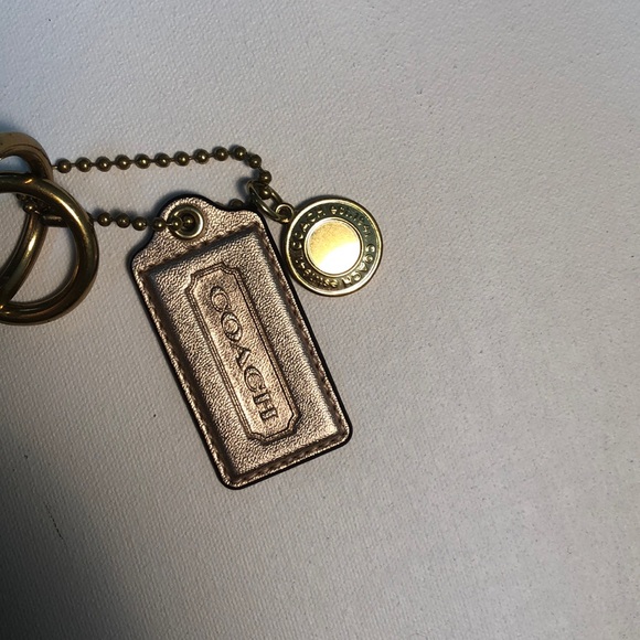 Authentic Coach purse. - Picture 6 of 7